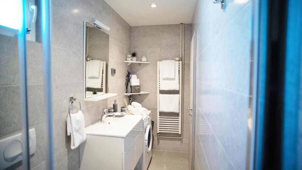 Apartment Stela - Private Terrace & Parking Zara Esterno foto