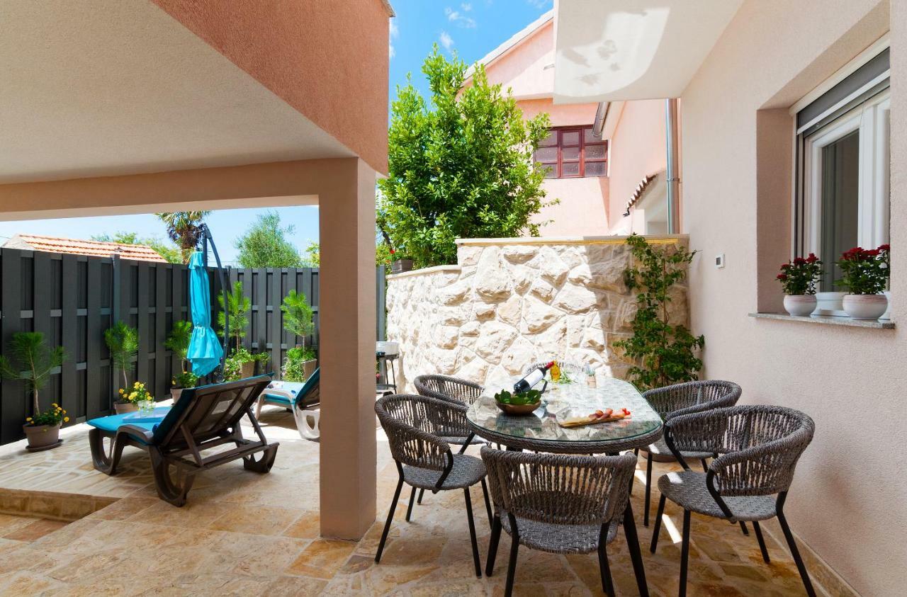 Apartment Stela - Private Terrace & Parking Zara Esterno foto
